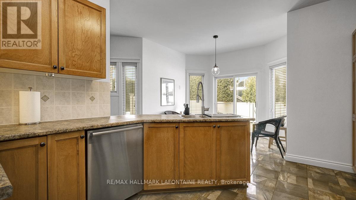 315 RUSTIC HILLS CRESCENT - 14