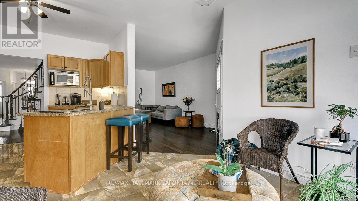 315 RUSTIC HILLS CRESCENT - 21