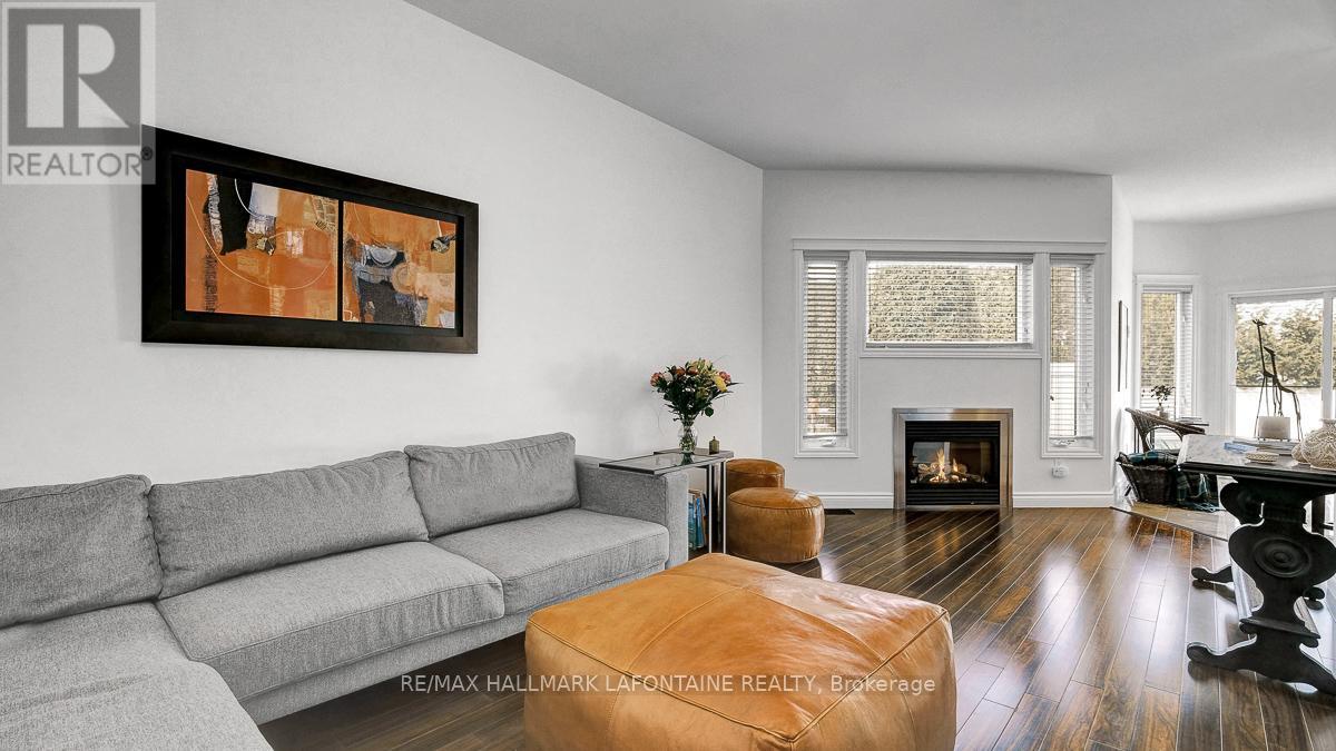 315 RUSTIC HILLS CRESCENT - 22