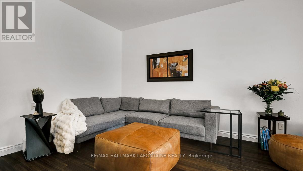 315 RUSTIC HILLS CRESCENT - 23