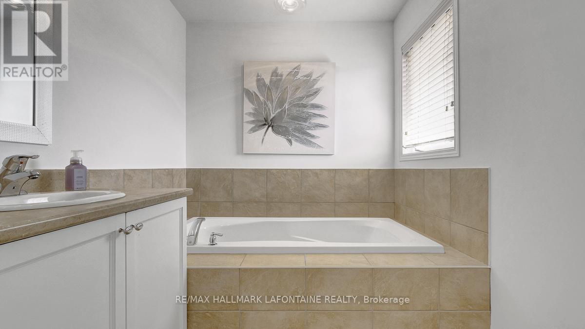 315 RUSTIC HILLS CRESCENT - 35