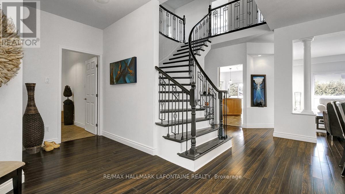 315 RUSTIC HILLS CRESCENT - 4