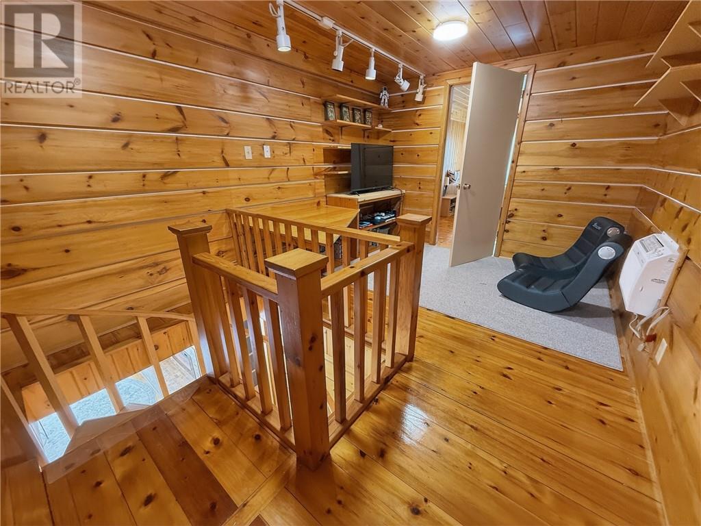 1 Wright Street S, Gore Bay, Manitoulin Island, Ontario, P0P1H0 — Photo 2