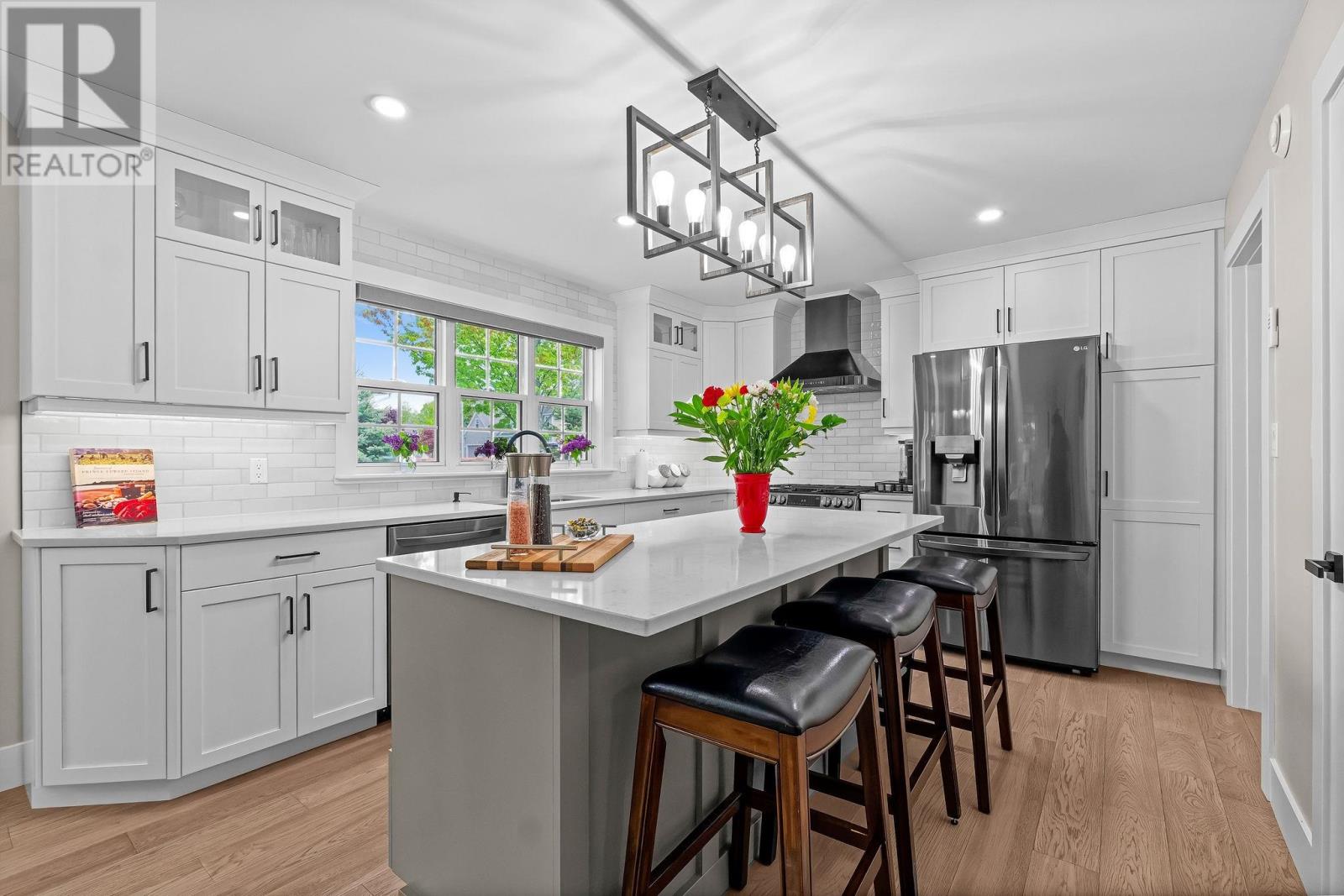 2 SHEFFIELD CRESCENT - 7