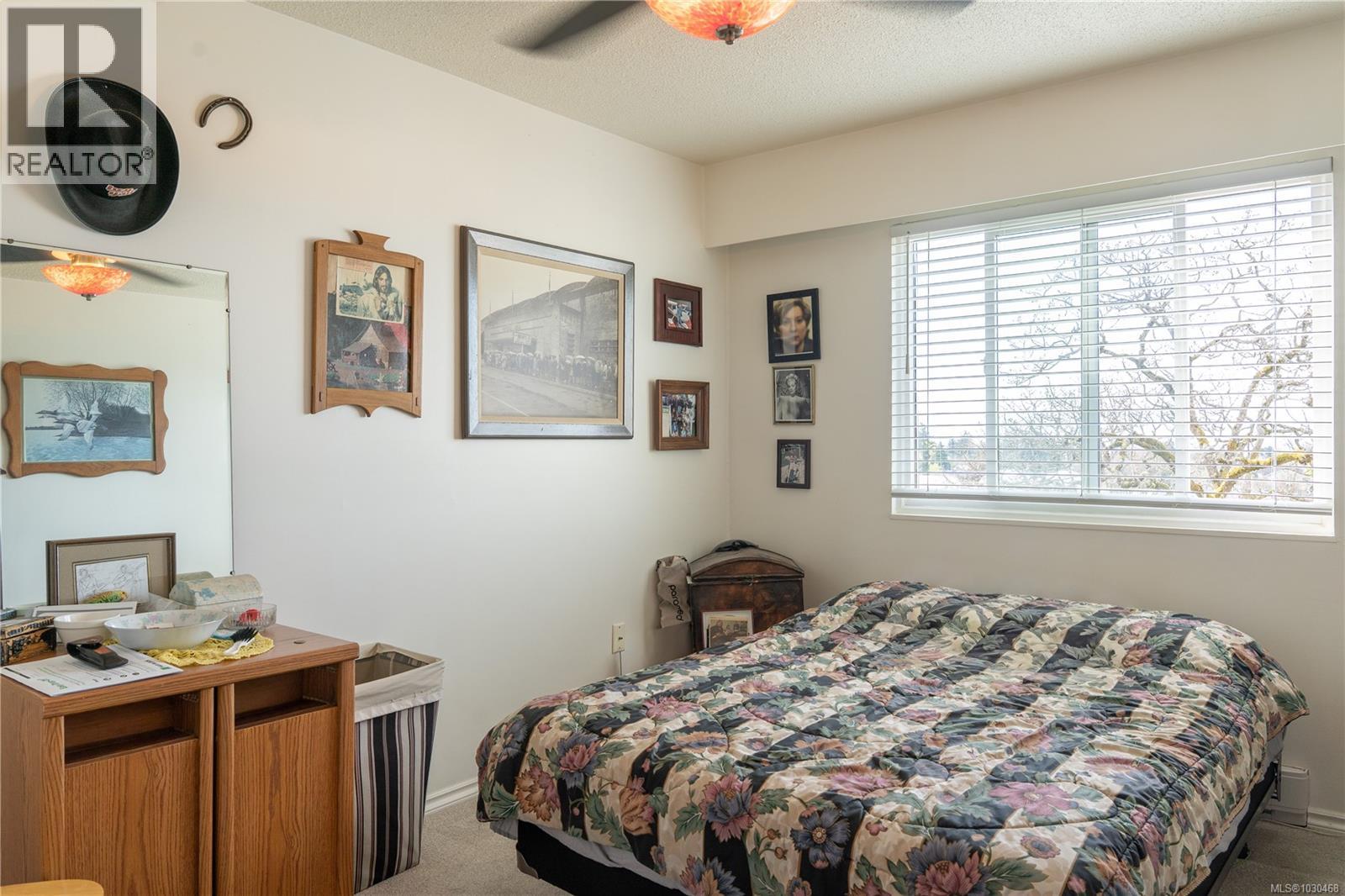 404 614 Fernhill Pl, Esquimalt