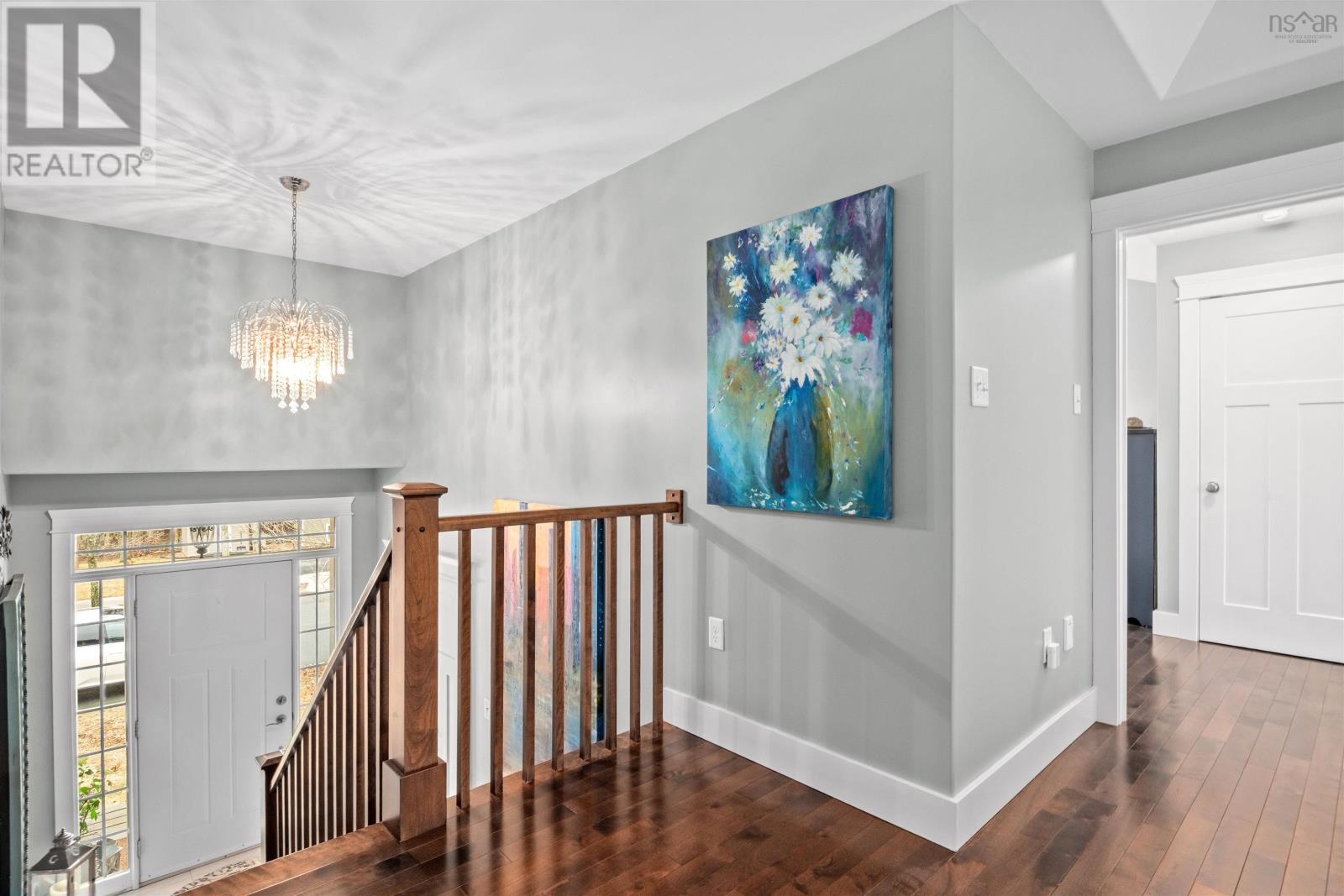 Property 3 of 30 of 31 Colville Court