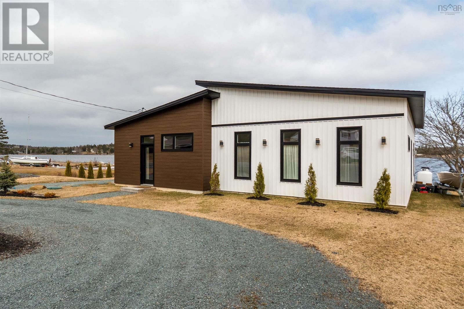 1612 Crowell Road - 38