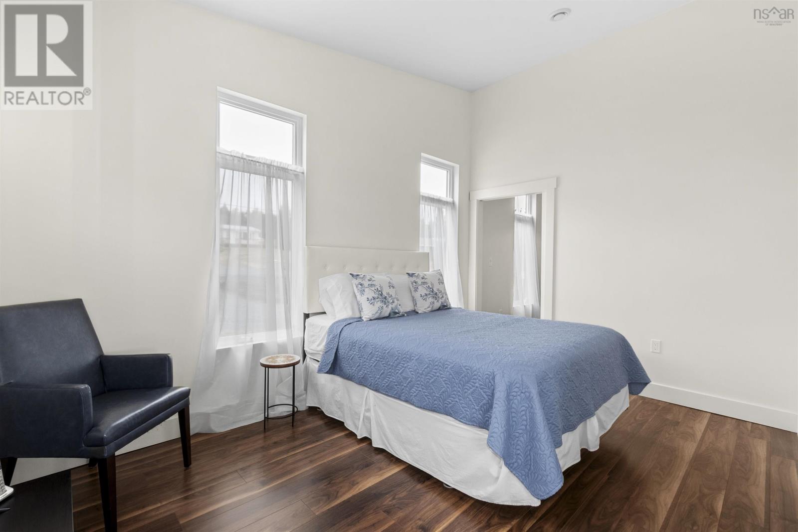 1612 Crowell Road - 27