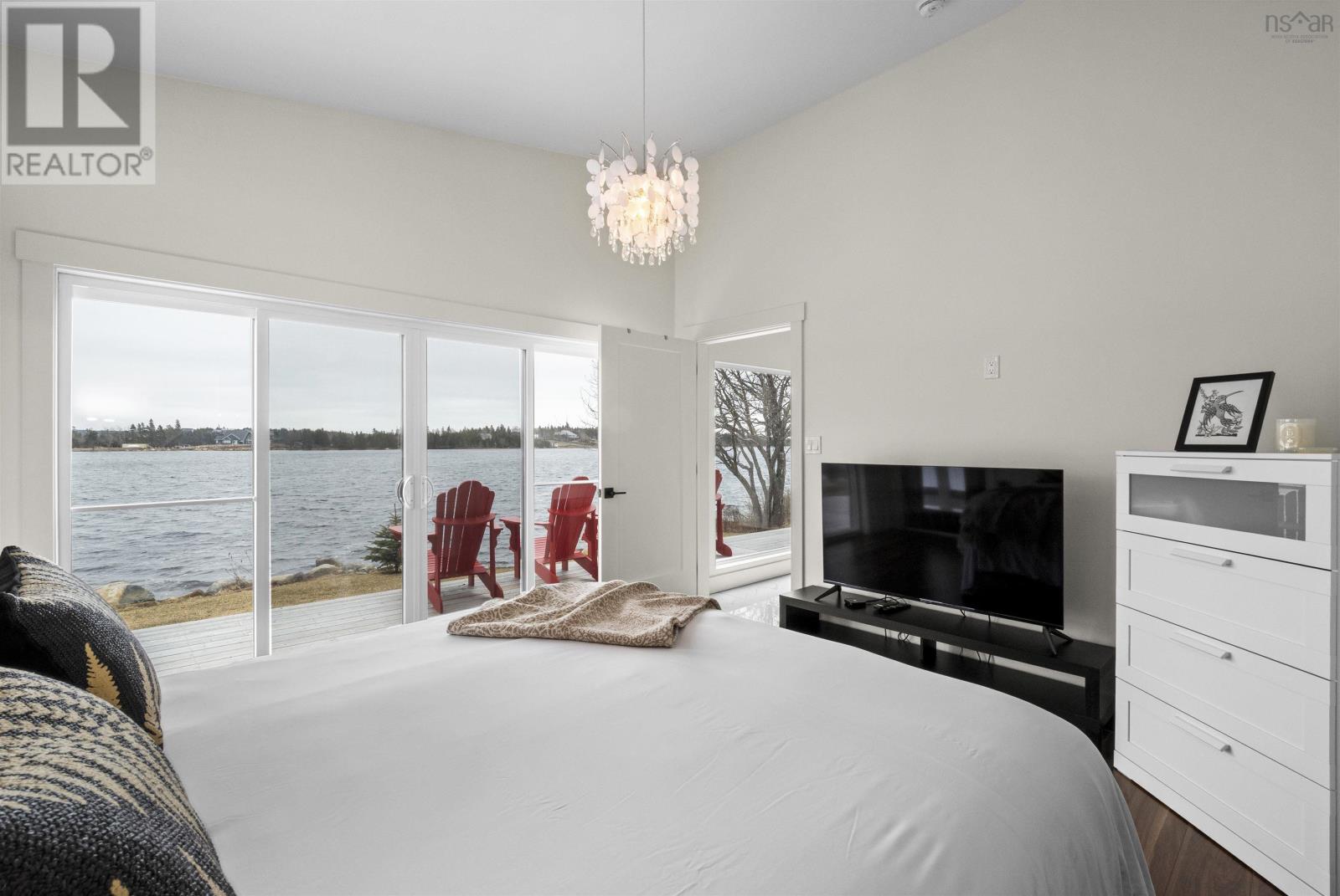 1612 Crowell Road - 25
