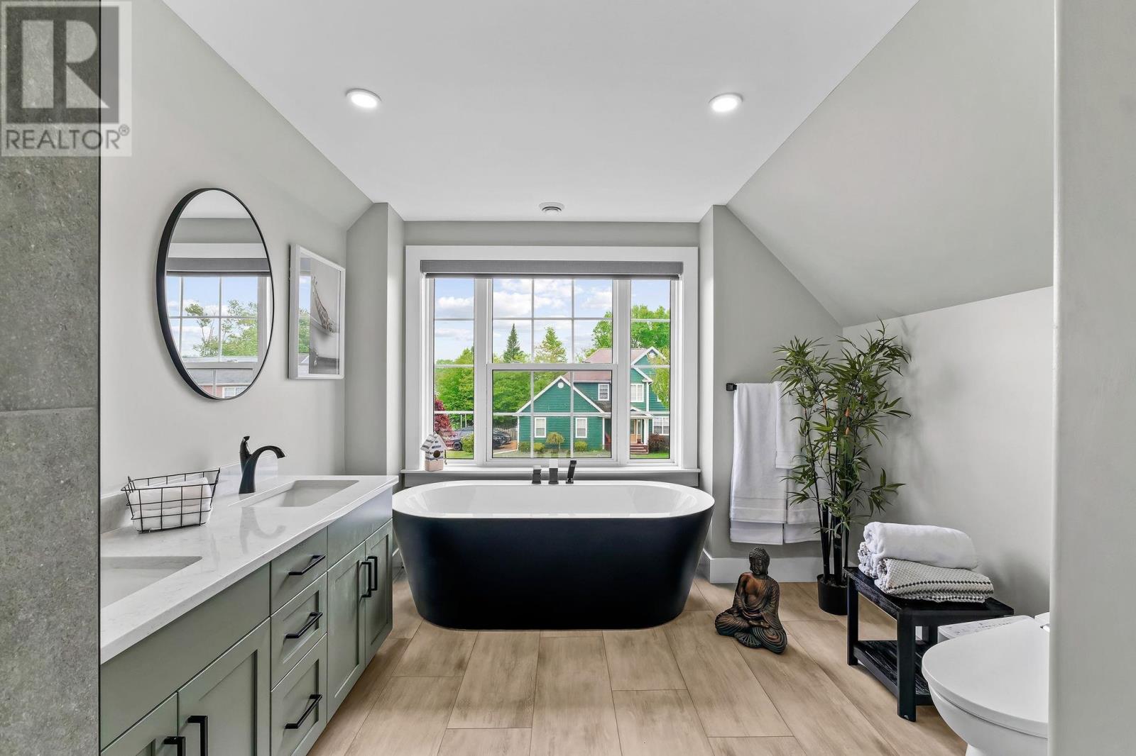 2 SHEFFIELD CRESCENT - 22