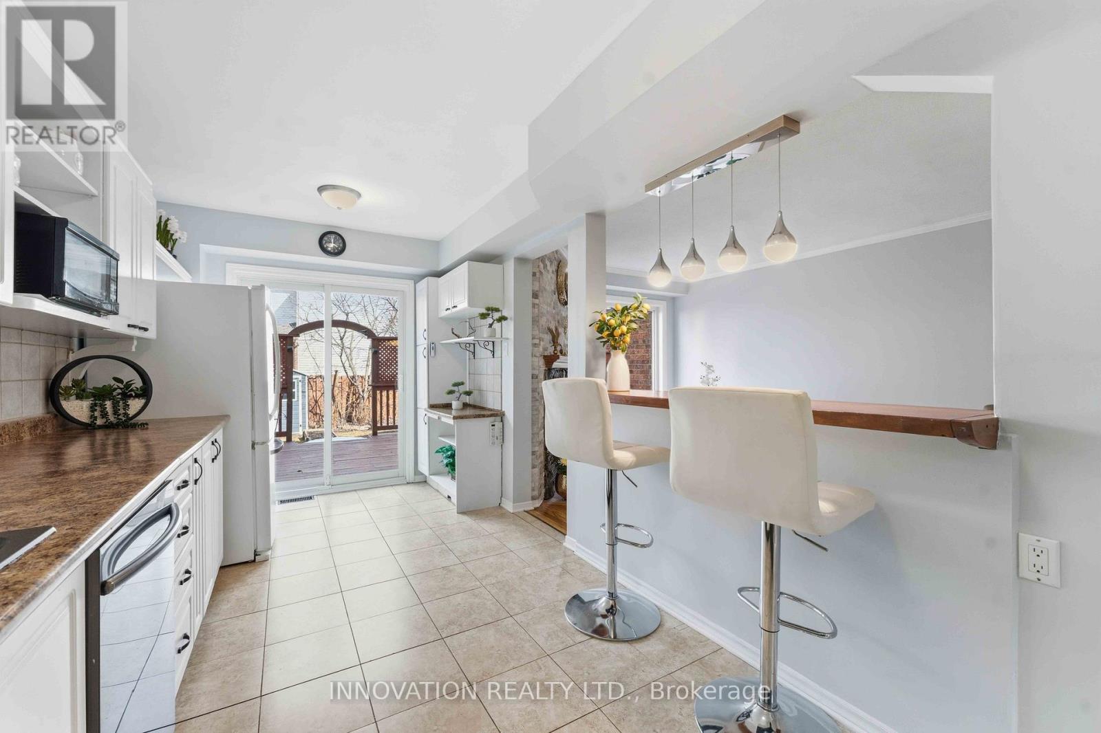 5 HARRINGTON COURT - 11