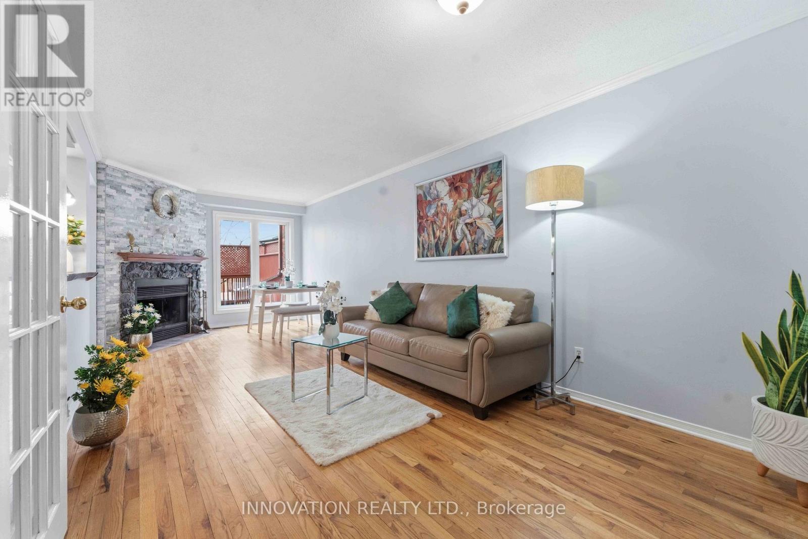 5 HARRINGTON COURT - 12