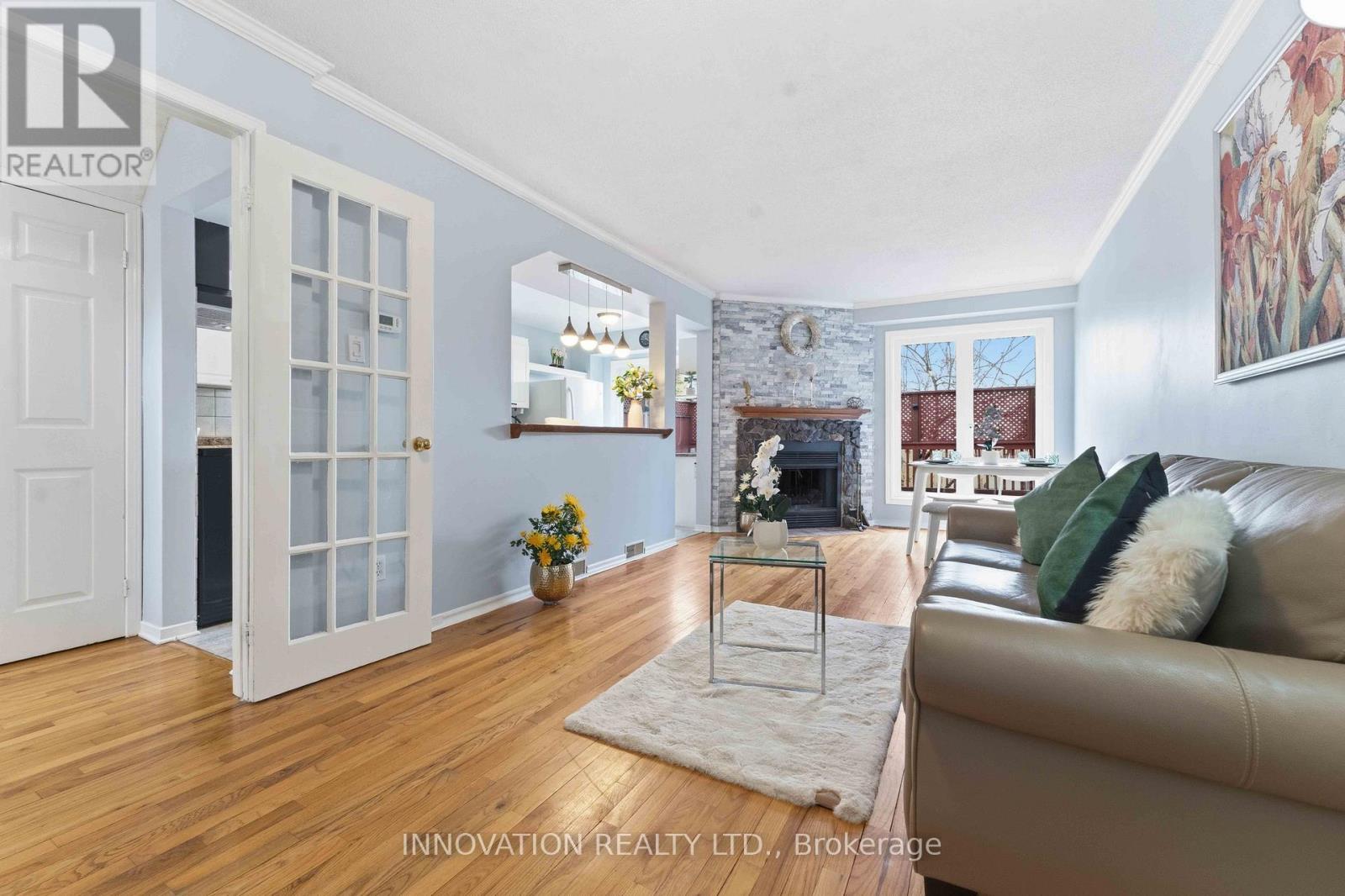 5 HARRINGTON COURT - 14