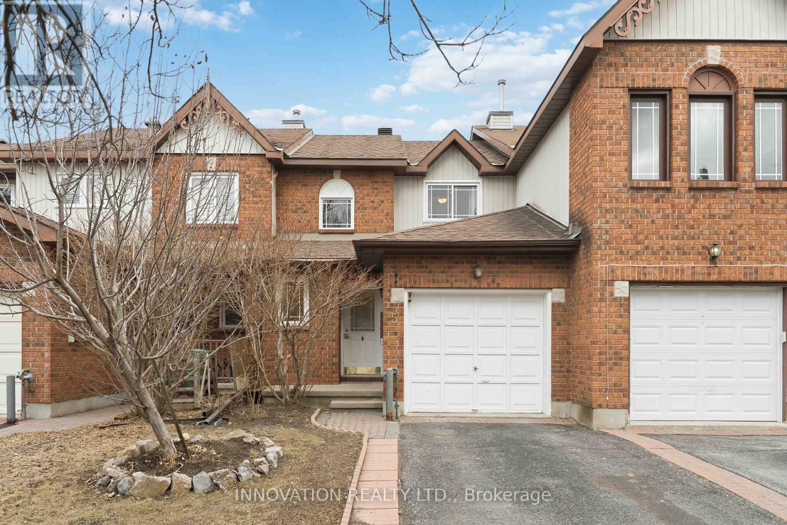 5 HARRINGTON COURT - 2