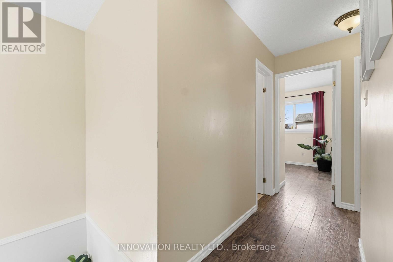 5 HARRINGTON COURT - 23