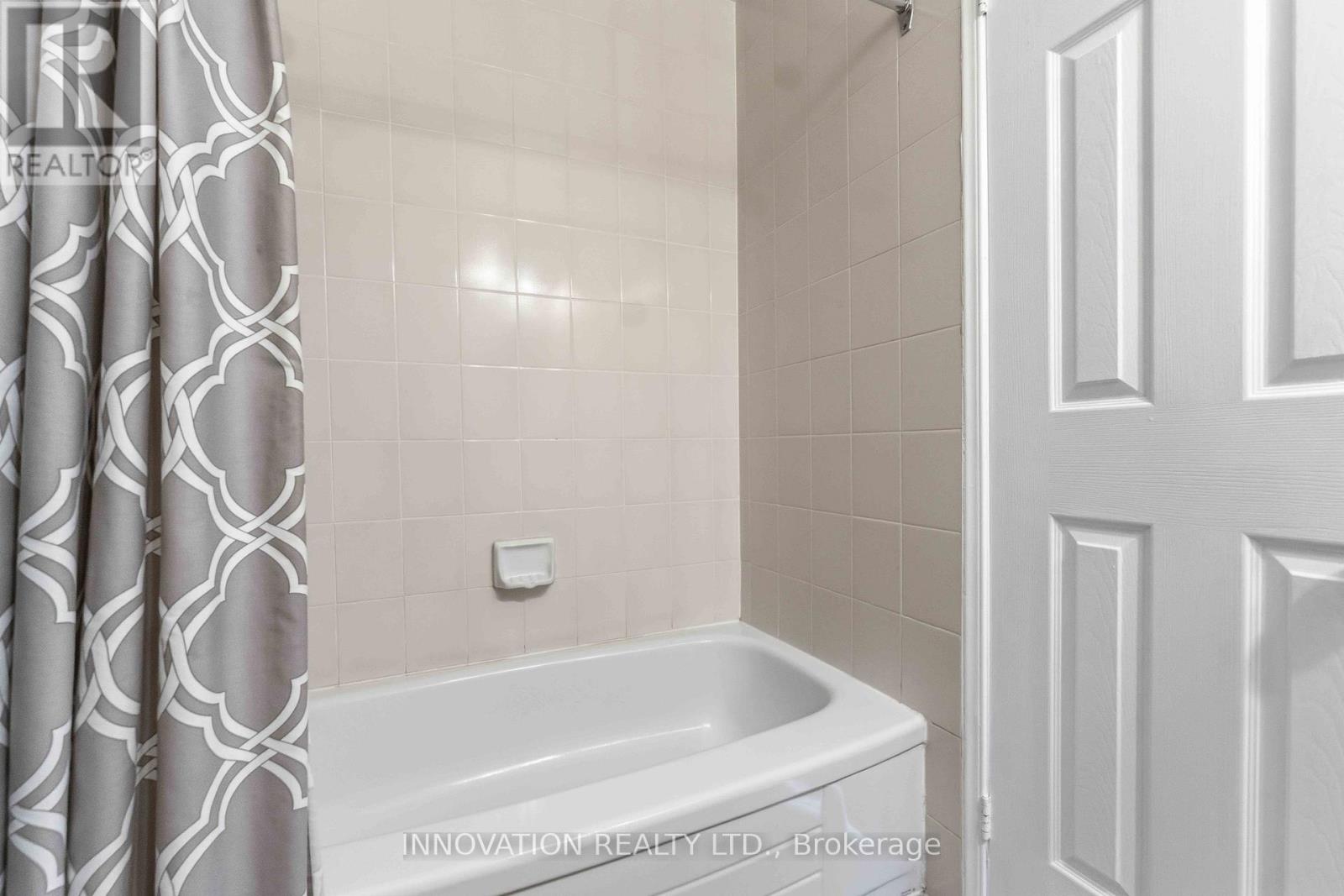 5 HARRINGTON COURT - 28