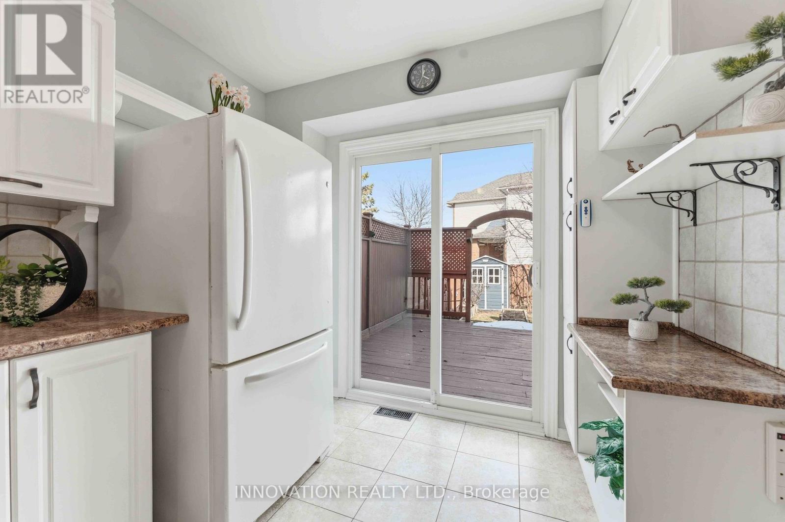 5 HARRINGTON COURT - 8