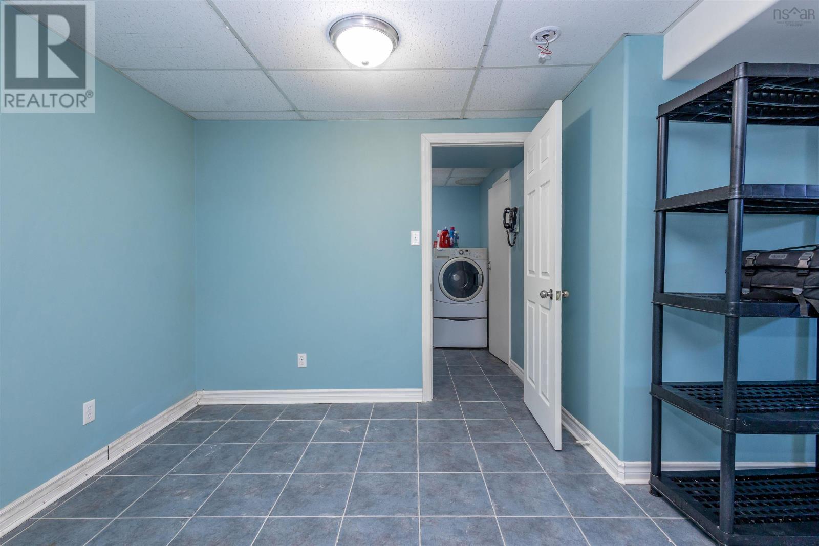 Property 27 of 28 of 992 Westmount Road