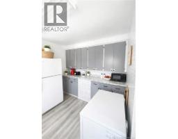 653-57 St Anne Street, Bathurst, NB E2A2N5 Photo 6