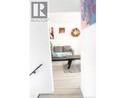 653-57 St Anne Street, Bathurst, NB E2A2N5 Photo 9