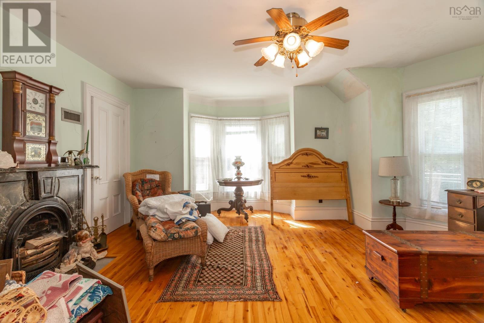 Property 26 of 41 of 5404 Granville Road