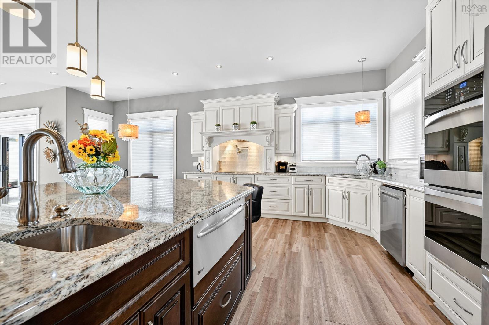 Property 14 of 49 of 42 Canso Drive