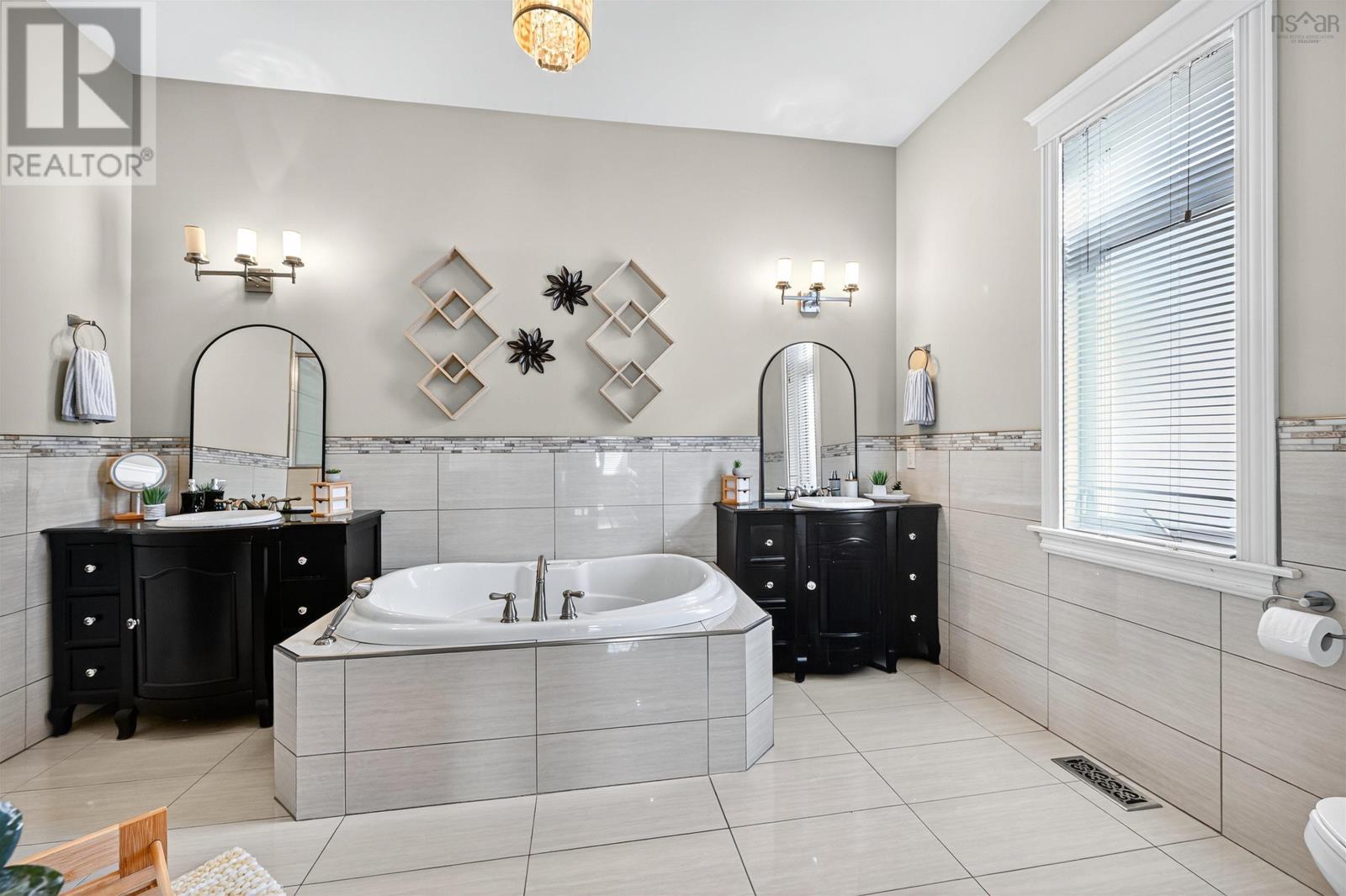 Property 26 of 49 of 42 Canso Drive