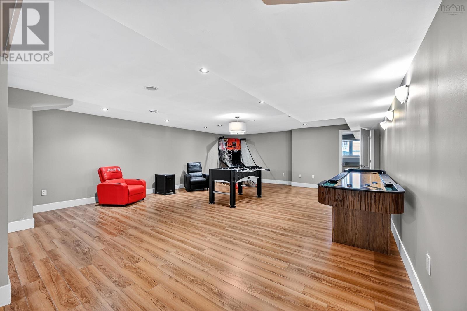 Property 34 of 49 of 42 Canso Drive