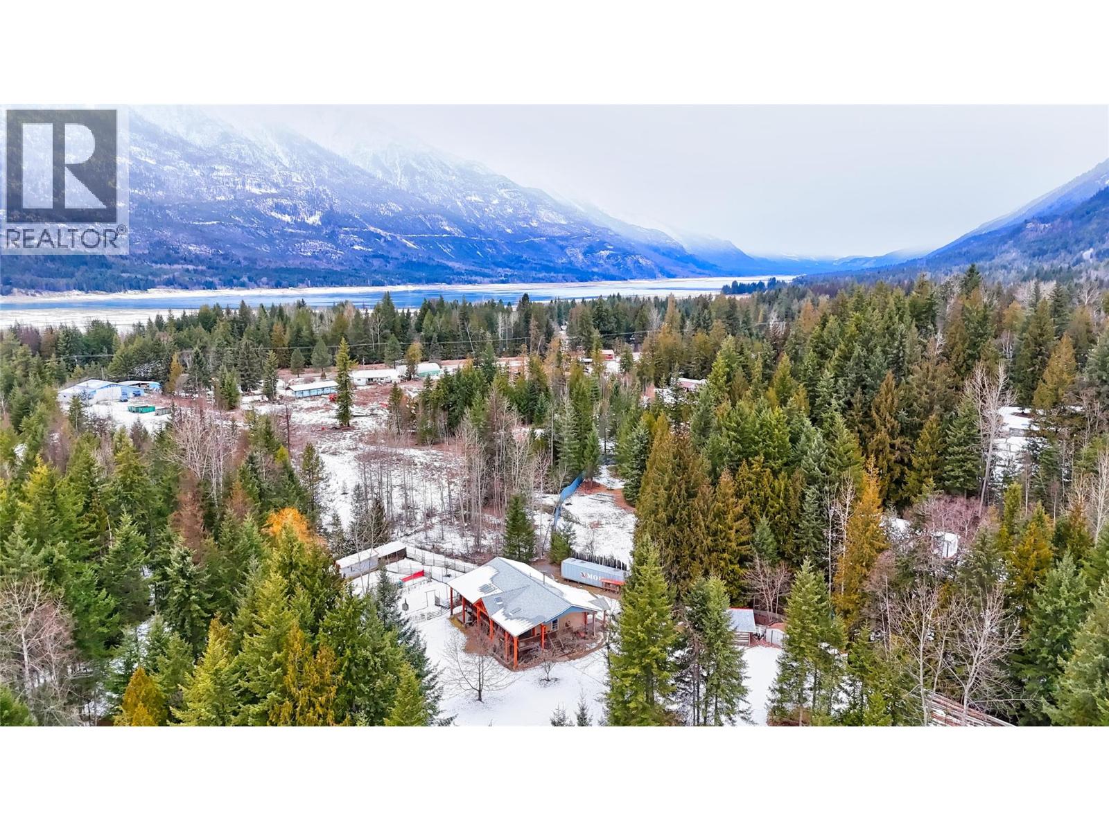 120 BURTON CROSS ROAD - 20