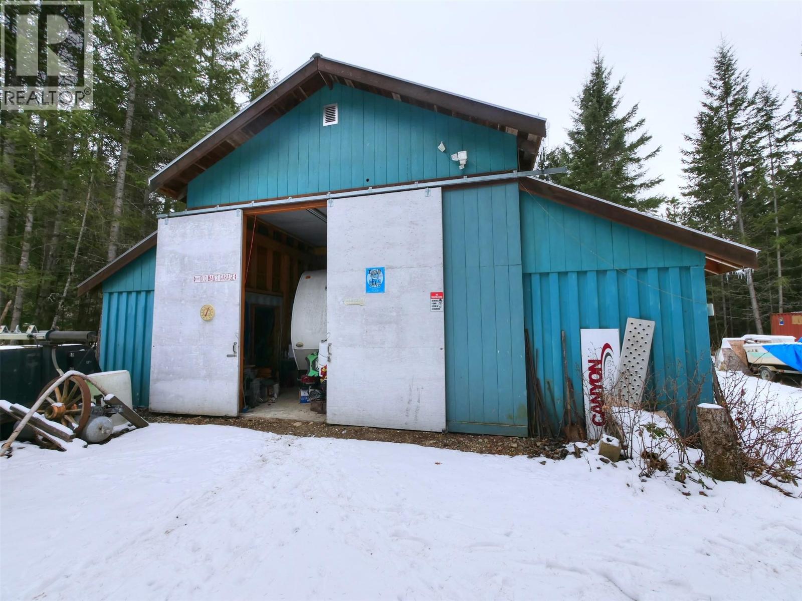 120 Burton Cross Road - 14