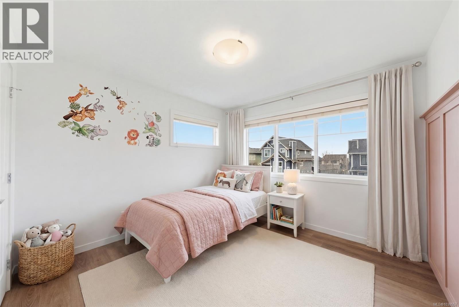 173 Caspian Dr, Colwood