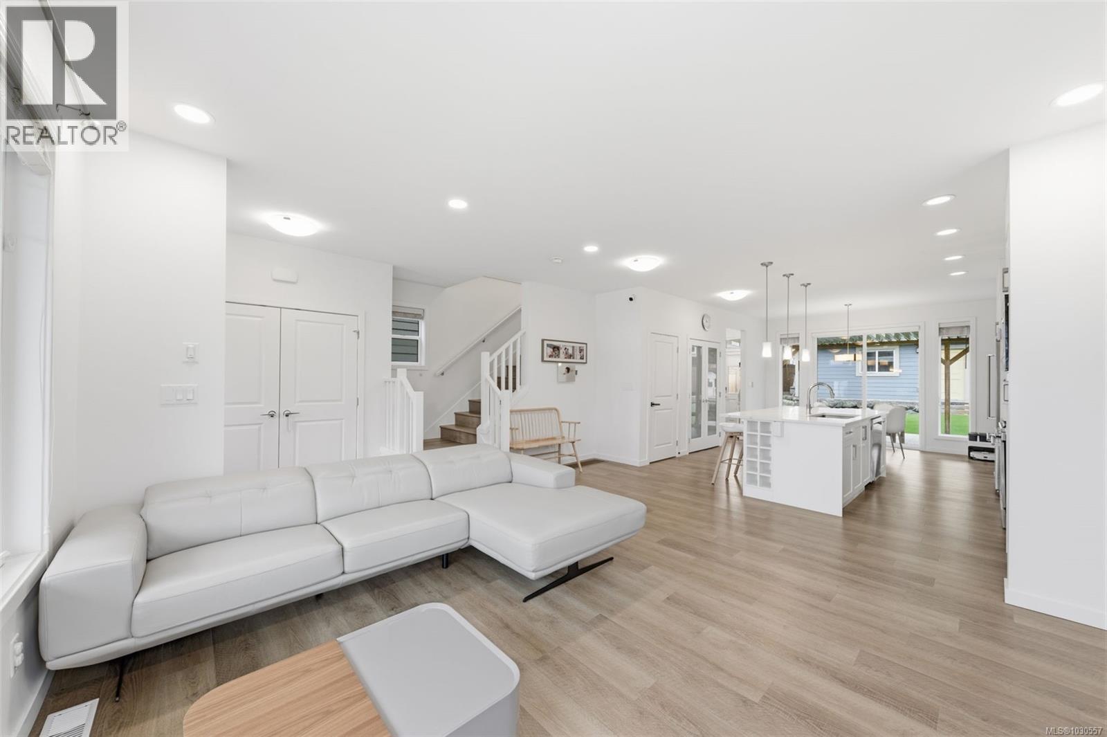 173 Caspian Dr, Colwood