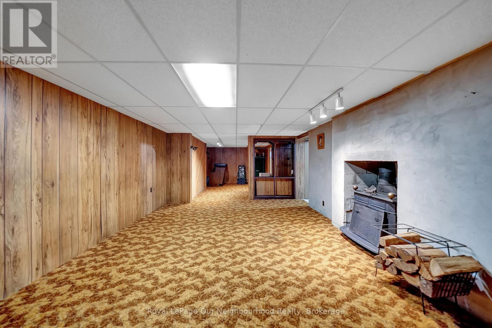 1539 FINCH AVENUE - 41