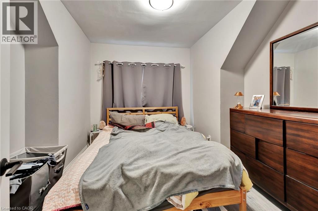 70 BELVIEW Avenue - 38