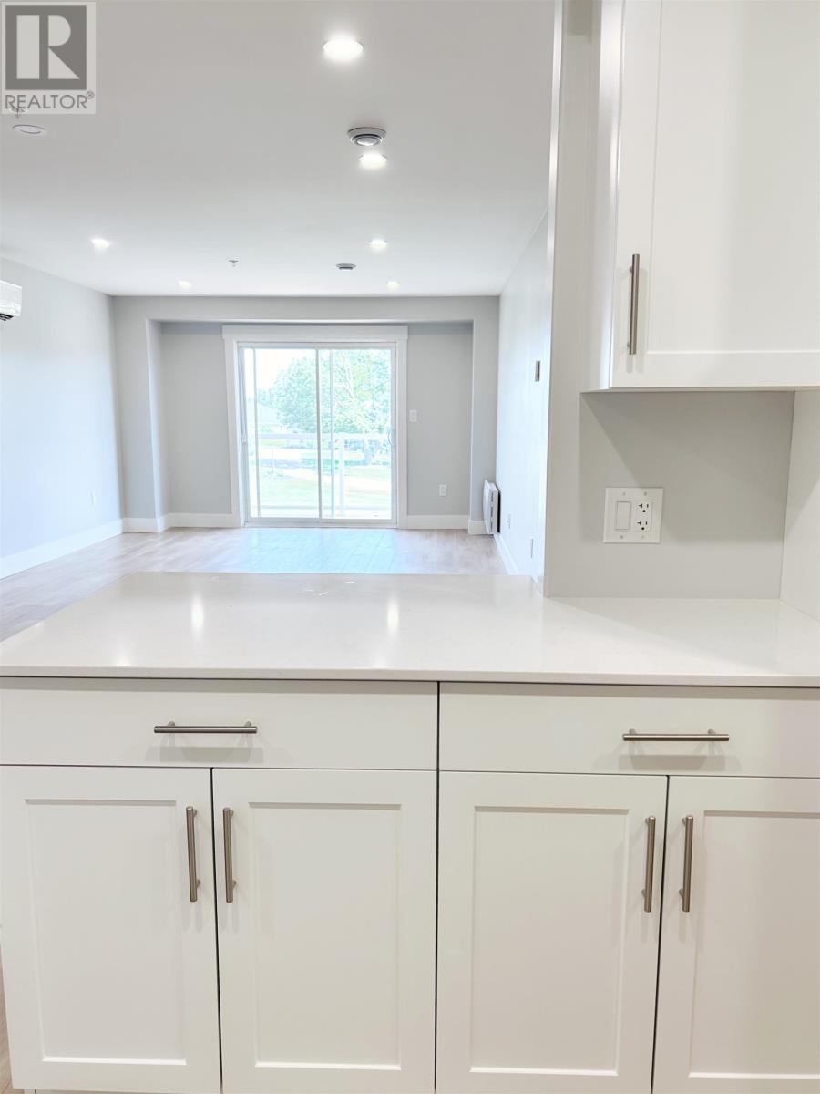 #406 24 GILBERT DRIVE DRIVE - 8