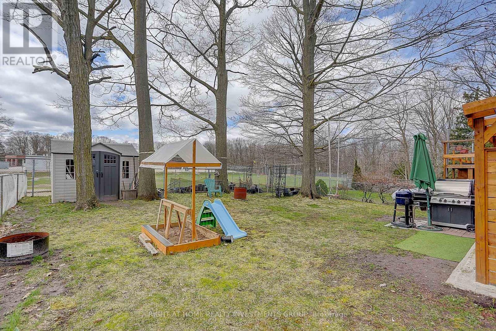 143 SPRINGDALE DRIVE - 8