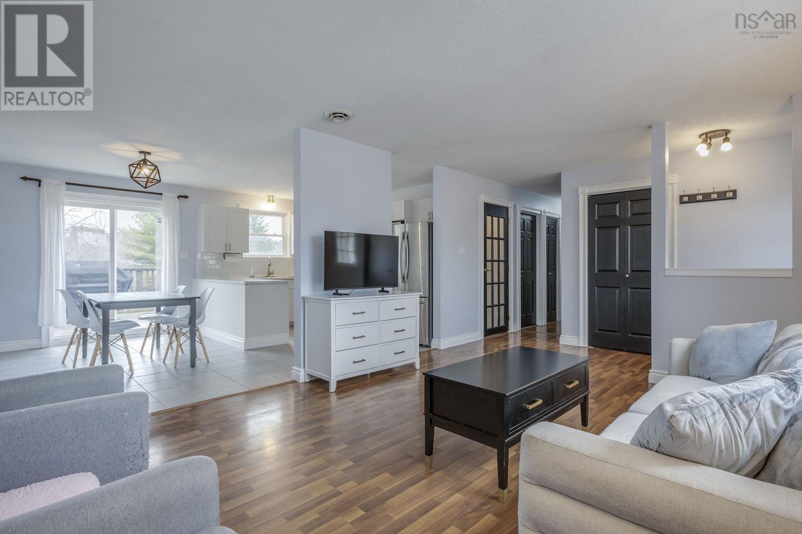 Property 17 of 19 of 112 Geiger Drive