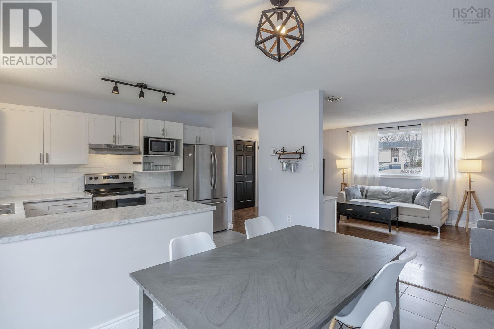 Property 11 of 19 of 112 Geiger Drive