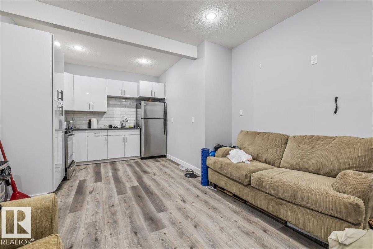 17616 124 ST NW, Edmonton