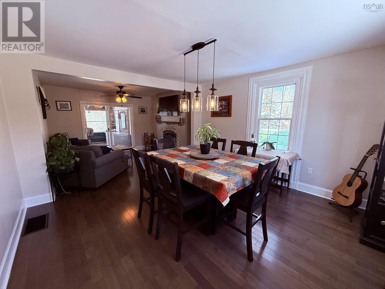 Property 20 of 41 of 6381 Highway 3