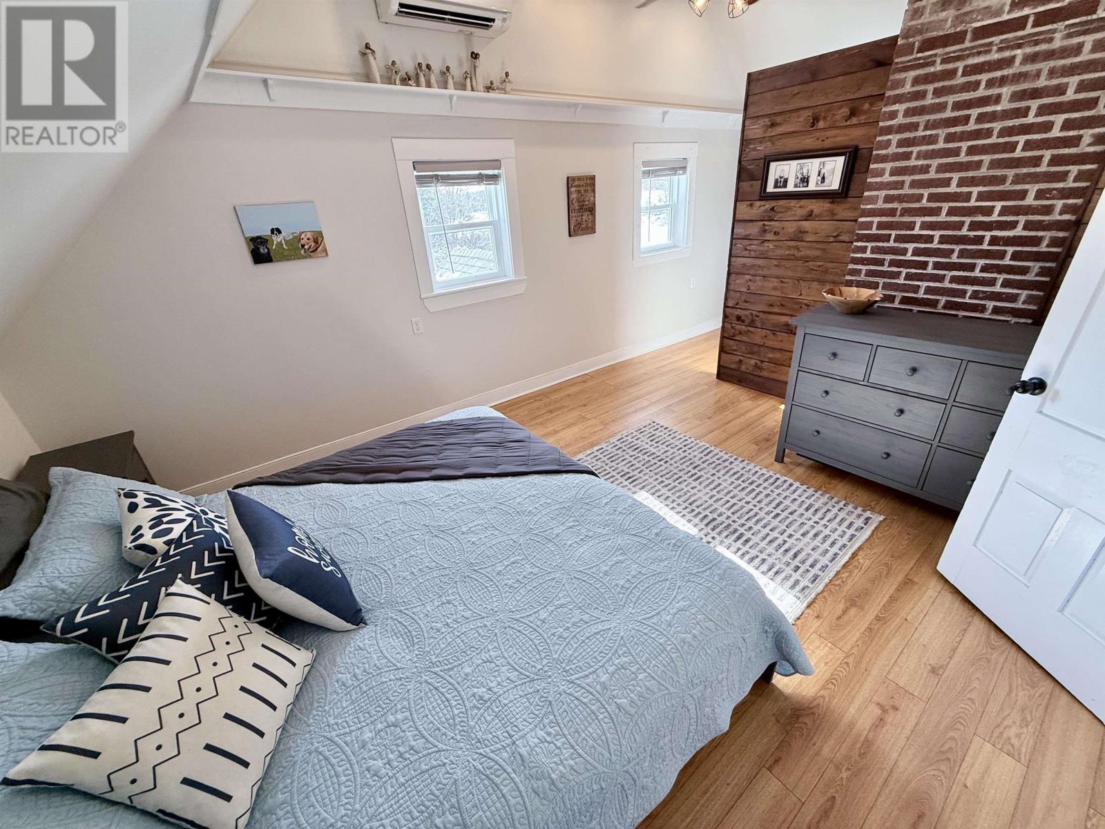 Property 27 of 41 of 6381 Highway 3