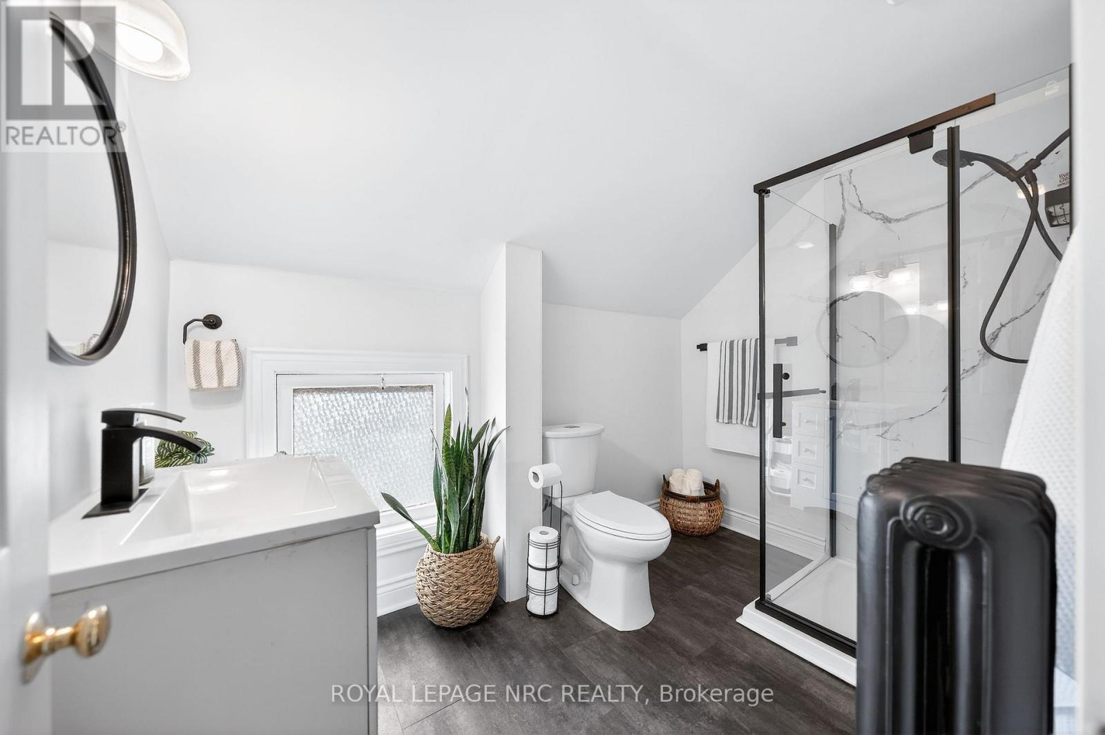 23 PINECREST AVENUE - 30