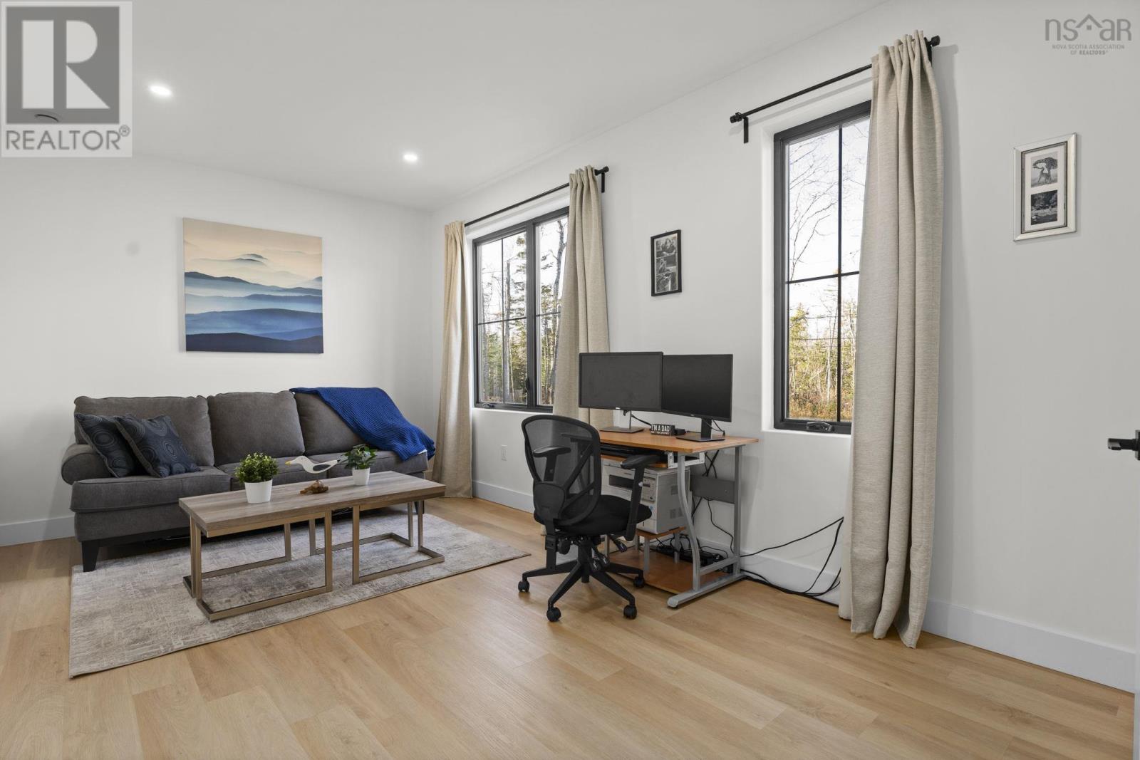 Property 4 of 49 of 106 Edward Dr