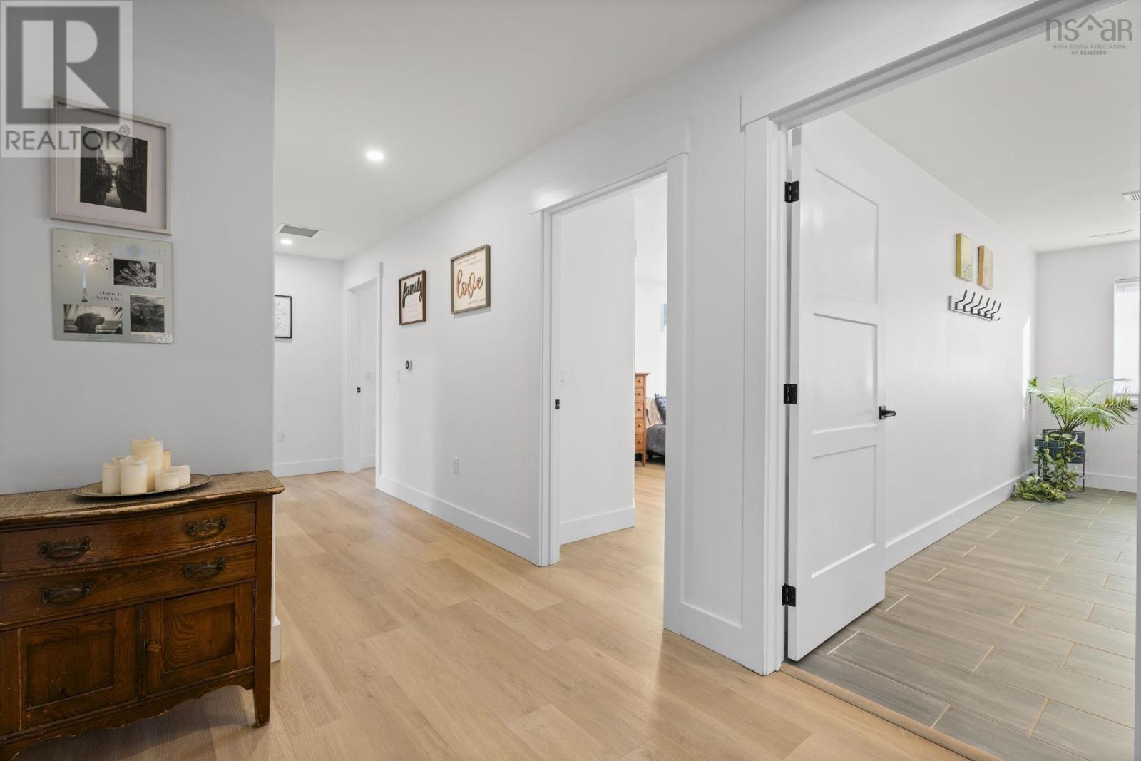 Property 23 of 49 of 106 Edward Dr