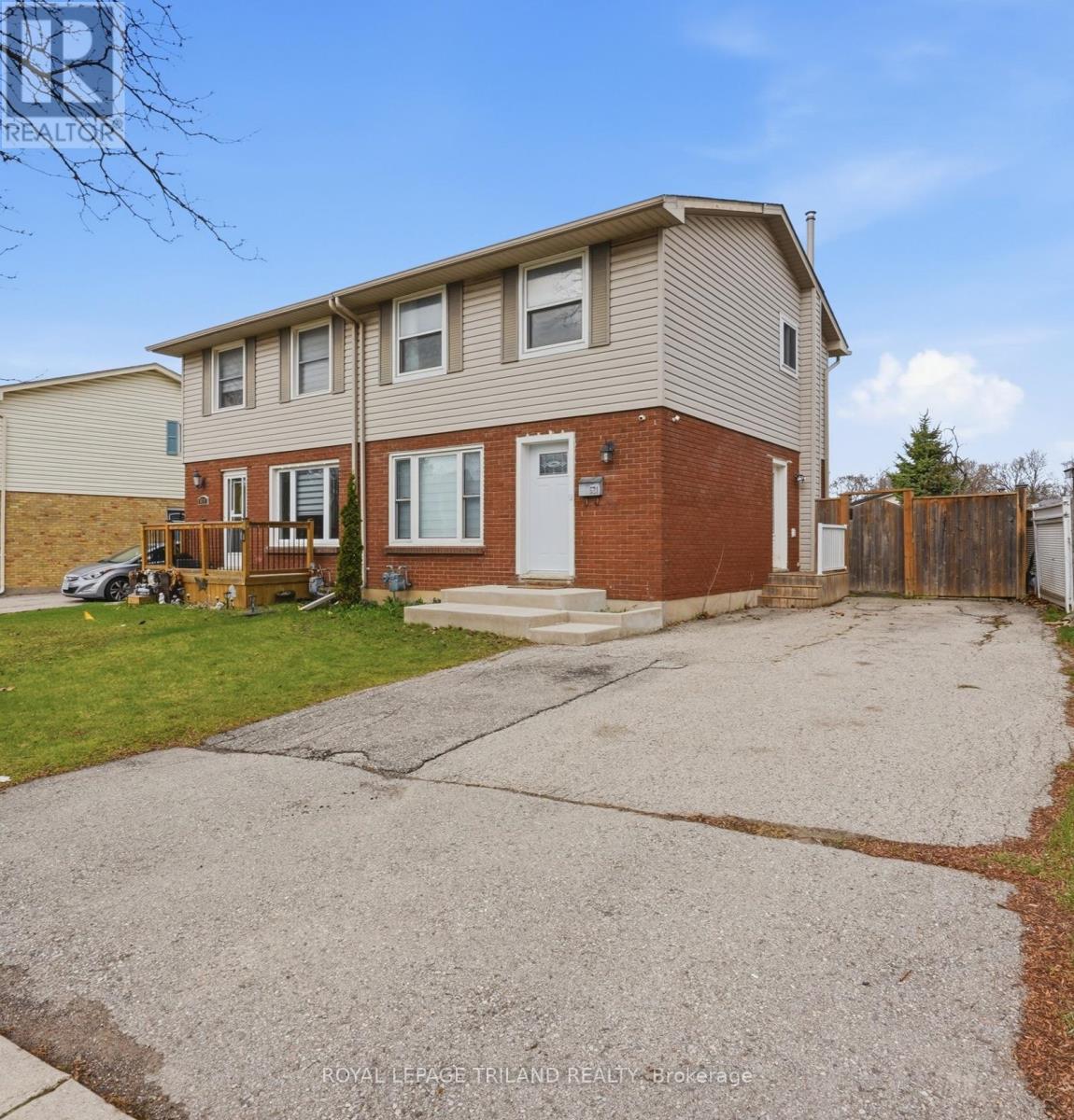 521 OSGOODE DRIVE
