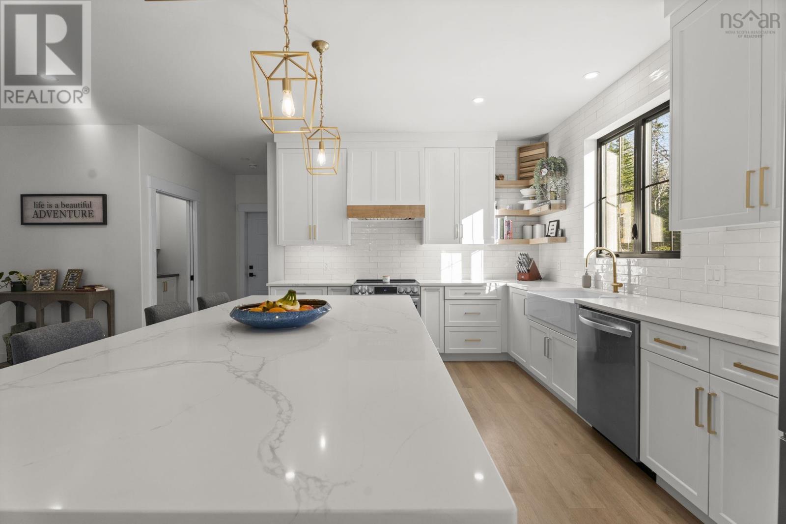 Property 9 of 49 of 106 Edward Dr