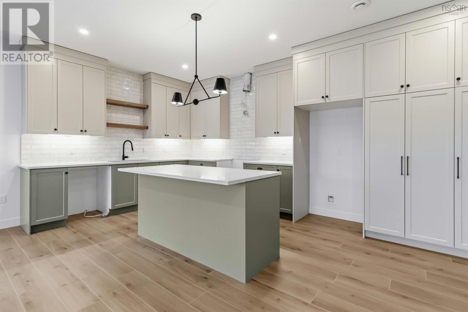 Property 14 of 43 of 48 Jessome Avenue