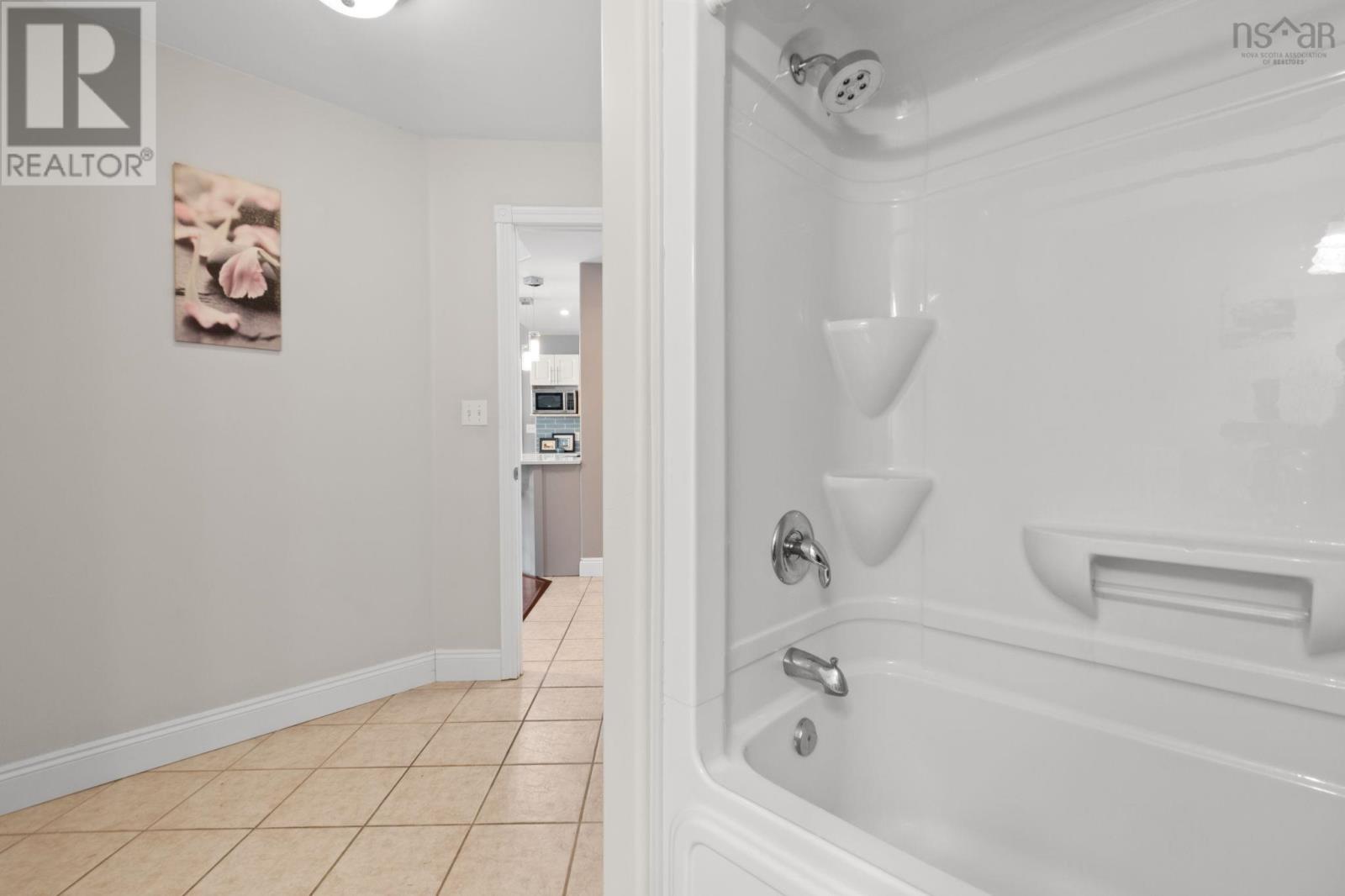 Property 29 of 38 of 213 10 Regency Park Drive