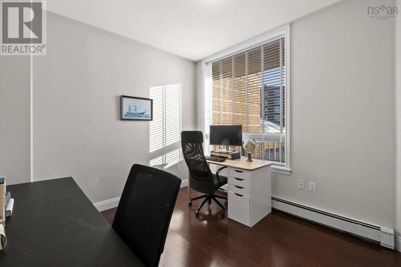 Property 25 of 38 of 213 10 Regency Park Drive