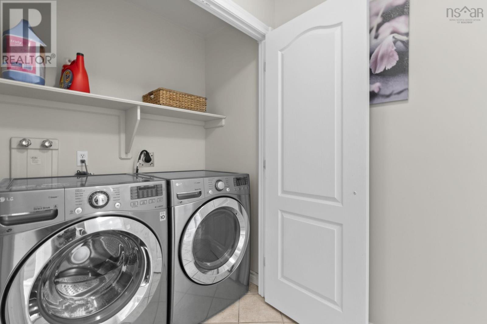 Property 27 of 38 of 213 10 Regency Park Drive